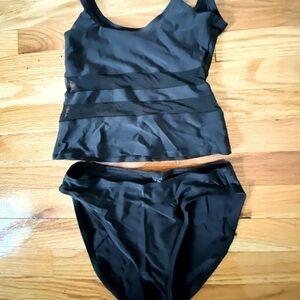 Anne Cole black Takini . Mesh stripes around top. Size small. EUC.